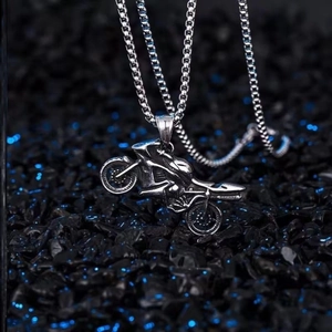Vintage silver motorcycle pendant necklace with box chain for punk hip hop style