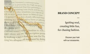 Detail of 18k gold plated lobster clasp and adjustable chain on a pearl necklace