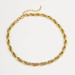Close-up of gold twist rope necklace featuring a lobster clasp and adjustable extension chain