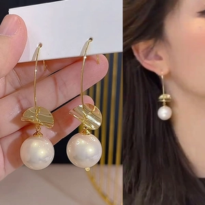 Artificial Pearl Drop Earrings For Women Elegant Gold Plated Alloy Irregular Curved Metal Dangle Jewelry Retro Chic Style