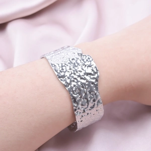 Polished silver hammered texture cuff bracelet for women in minimalist wide style