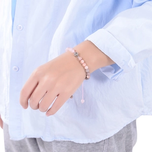 Armband aus rosa Zebrastein mit 100 Sprachen Ich liebe dich Projektionsstein für Damen