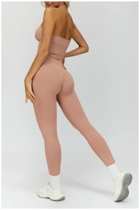 Détails de l'ensemble de yoga rose poudré sans couture avec legging taille haute