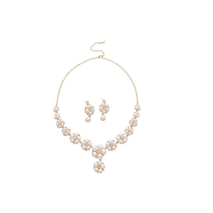 Elegant gold flower jewelry set with pearls and rhinestones necklace and earrings