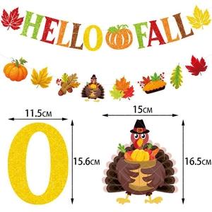Striscione Hello Fall con decorazioni di zucca e foglie d'acero per il Ringraziamento
