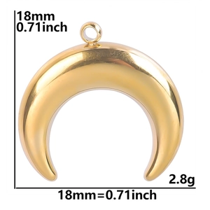 Polished golden crescent moon pendant with 18mm size and 2.8g weight specifications