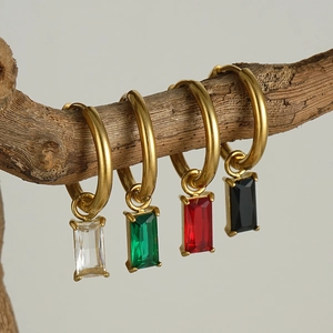 Boucles d'oreilles créoles en acier titane doré 18K avec pendentifs en zircon coloré