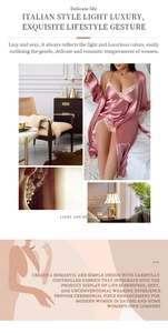 Détail d'un ensemble de nuit en satin rose avec dentelle délicate et texture soyeuse