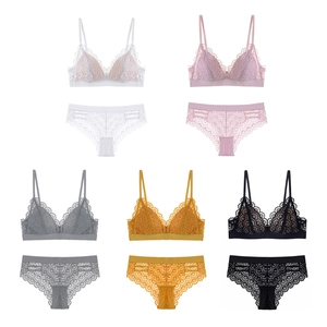 Ensemble de lingerie en dentelle avec soutien-gorge sans armature et culotte en 5 couleurs
