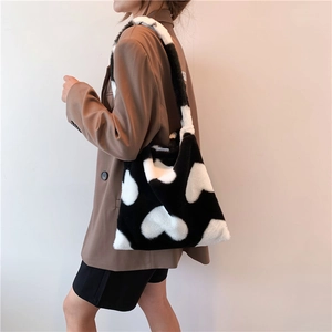 Furry black and white heart pattern tote bag with large capacity for winter
