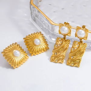 18K gold plated stainless steel pearl earring set with square and rectangular designs
