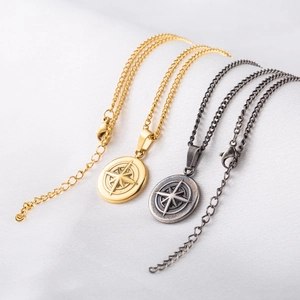 Collier Pendentif Étoile Boussole En Acier Inoxydable Pièce Ronde Gravée Bijoux Unisexes Tendance Vintage Pour Hommes Femmes