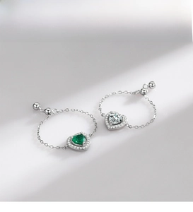 Bague ajustable en argent S925 avec gemme cœur et sertissage de zircons brillants