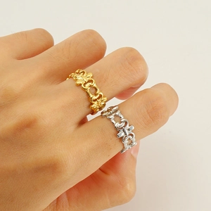 Hollow Stainless Steel Ring Vintage Geometric Pattern Adjustable Open Band 18k Gold Plated Jewelry Women