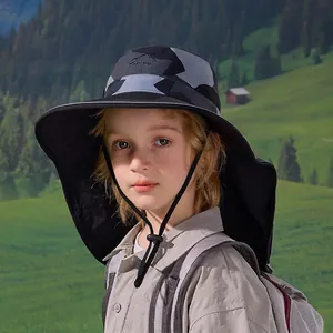 Cappello da sole mimetico per bambini con tesa larga e protezione per il collo all'aperto