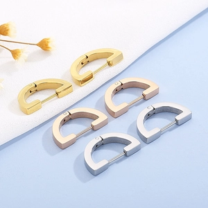 Minimalist D-shaped stainless steel geometric hoop earrings in gold, rose gold and silver