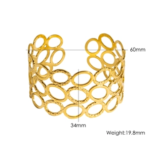 Gold hollow oval link bangle with vintage texture, 34mm wide minimalist open bracelet