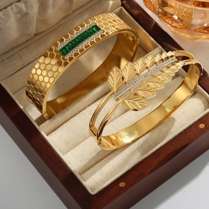 Vintage Luxury Bangle Bracelet Titanium Steel Gold Plated Hollow Leaf Honeycomb Zircon Rhinestone Jewelry For Women
