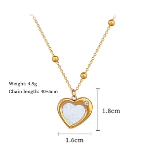Detail view of heart pendant necklace with dimensions 1.8x1.6cm and 4.9g weight specs