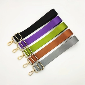 Adjustable nylon shoulder strap set for handbags with metal swivel hooks in five colors