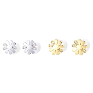 Orecchini a margherita con perle in oro e argento, decorati con zirconi brillanti