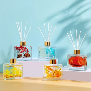 Reed Diffuser Home Fragrance Glass Jar With Fiber Reeds And Dried Flowers Floating Flora Long Lasting Room Decor
