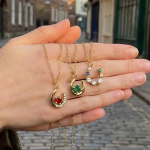 U-shaped horseshoe pendant necklaces with colorful zircon stones in gold finish