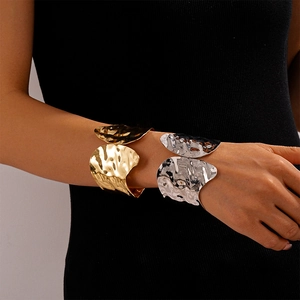 Minimalist hammered texture cuff bracelet in gold and silver finish for women