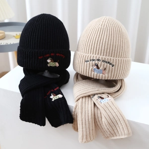 Winter puppy knit hat and scarf set for children, warm fleece-lined beanies in beige and black
