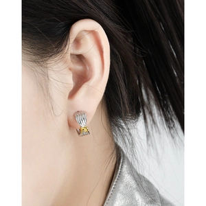 S925 sterling silver knotted earrings featuring two-tone gold and silver irregular textures