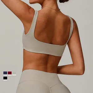 Sport-Bh mit U-Rücken und Leggings mit hoher Taille in Hellgrau, Rückansicht des Fitness-Sets