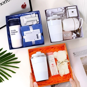 Practical Gift Box With Insulated Mug Soft Towel Portable Umbrella Hand Cream For Anniversary Celebration Business Souvenir