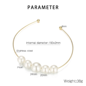 Detail of gold choker necklace with five pearls showing 150x2mm inner diameter and 38g weight