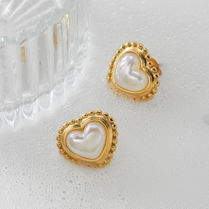 Elegant gold heart stud earrings with mother-of-pearl inlay and beaded edges for women