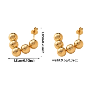 Detailed view of 18K gold plated beaded heart earrings with size and weight parameters