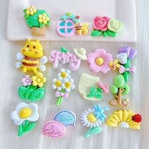 Charm's colorés en résine fleurs et abeilles pour coques de téléphone et bijoux
