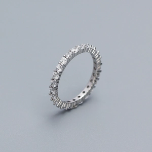 Elegant s925 silver eternity ring featuring a full circle of sparkling clear zircons