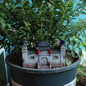 Miniature Chinese gate with red lanterns for garden landscaping and bonsai decor
