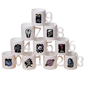 Space-themed ceramic mugs with creative 0-9 number-shaped handles for home decoration