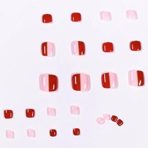 Ensemble de faux ongles de pieds bicolores bordeaux et rose avec ligne dorée élégante