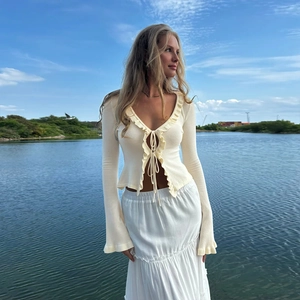 Haut Femme Col En V À Lacets Volants Manches Évasées Coupe Ajustée Polyester Tricot Élégant Mode