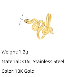 Macro detail of 316L stainless steel 18K gold snake ring showing dimensions and 1.2g weight