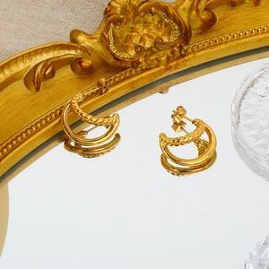 Double-layer C-shaped 18k gold-plated titanium steel hoop earrings with twist texture