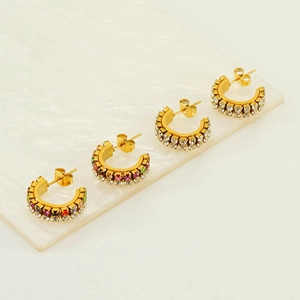 Élégantes boucles d'oreilles créoles en forme de C en acier plaqué or 18 carats et cristaux