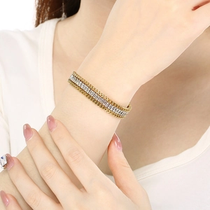 Elegant 18K gold-plated stainless steel bracelet with rectangular clear cubic zirconia