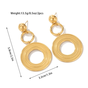 Detailed size and weight specs for gold multi-layered round hoop earrings in titanium steel