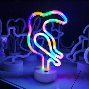 LED Toucan Bird Neon Light Rainbow Multicolored Desktop Atmosphere Lamp With Base Battery USB Powered For Christmas Decor