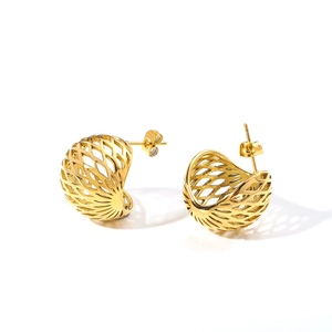 Golden hollow mesh hoop earrings in titanium steel with a minimalist C-shape design