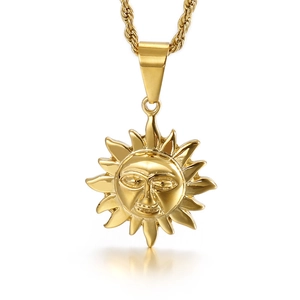 Pendentif visage de soleil vintage plaqué or en acier titane poli pour hommes