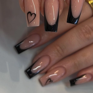Press On Nails Black French Tip Heart Design Square Long Fake Nails Nude Base Wearable Artificial Fingernails Manicure Kit